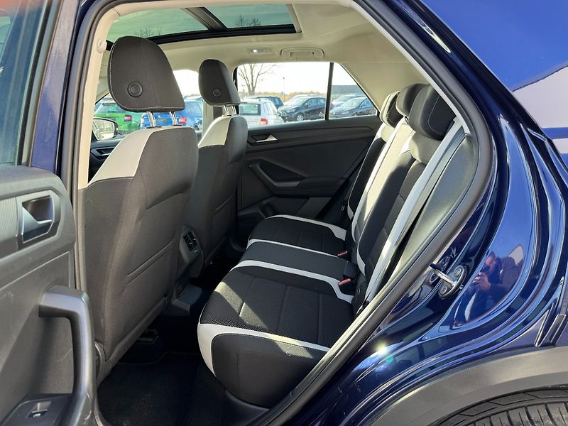 Volkswagen T-Roc (2019) SPORT 1.5 TSI DSG - fotka 15 z 40