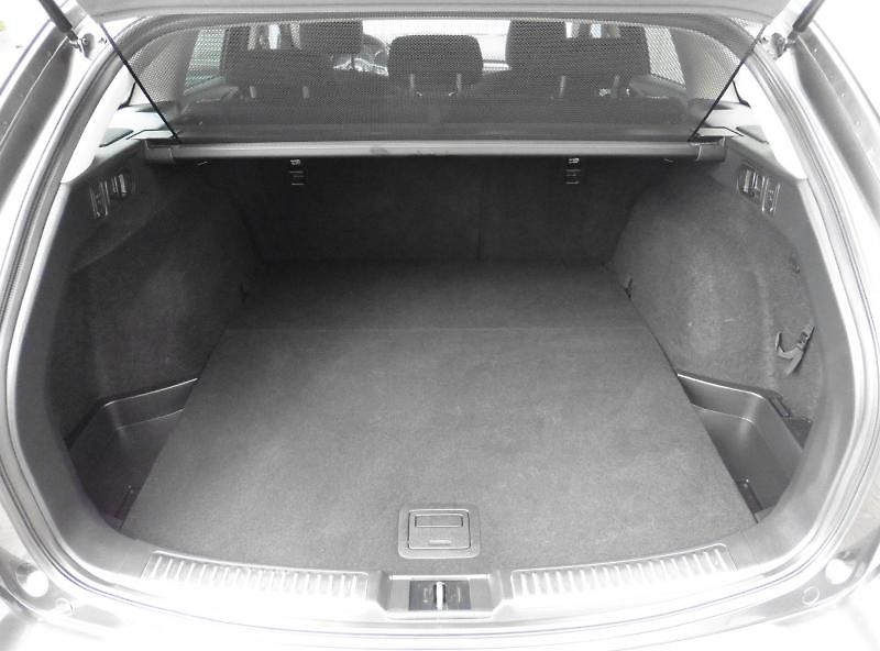 Mazda 6 Wagon 2.0 Sky-G 165k M/T Revol - fotka 9 z 19