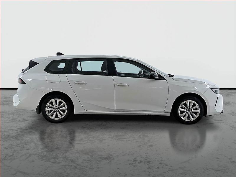 Opel Astra (2024) 1.2 Turbo, ČR,1.maj - fotka 6 z 15
