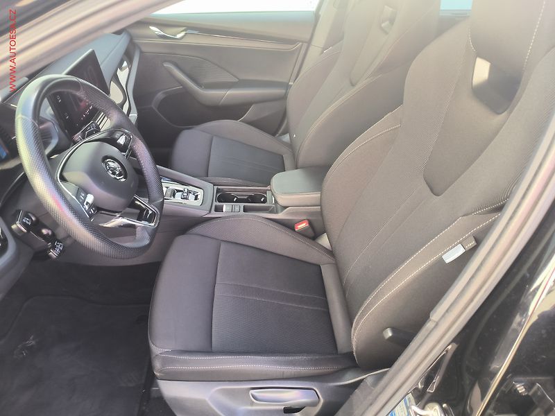 Škoda Octavia (2022) 2.0 TSi 4X4, ČR, SportLine - fotka 9 z 30