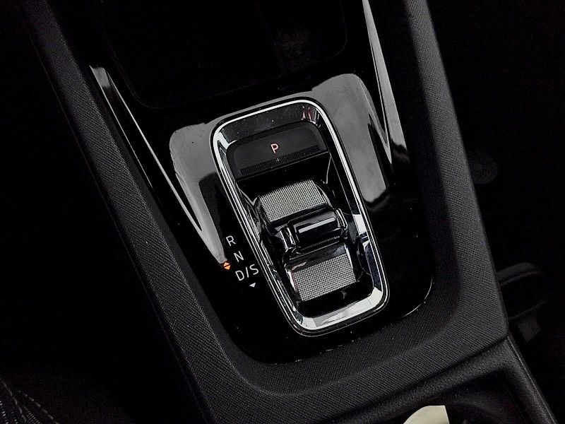 Škoda Octavia (2023) Combi Ambition 2,0 Tdi 110 Kw - fotka 23 z 36