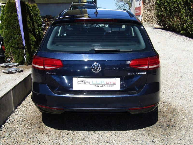 Volkswagen Passat (2015) 2.0 TDI 110kW NOVÉ ROZVODY - fotka 12 z 40