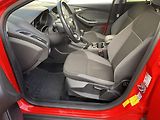 Ford Focus (2014) 1.6 TDCi, ČR, Trend, park - náhled 10