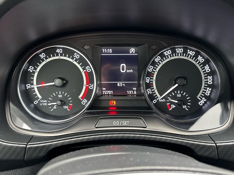 Škoda Fabia Monte Carlo - fotka 11 z 25
