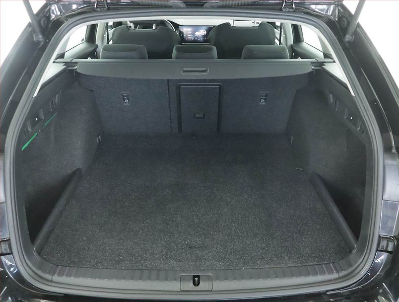Škoda Octavia (2021) Style 1.4 TSI iV - fotka 13 z 21