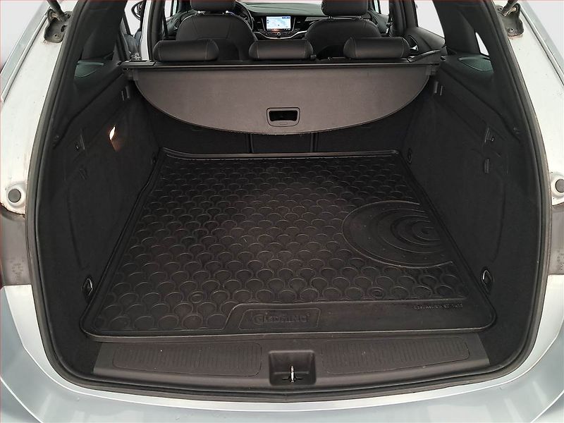 Opel Astra (2021) 1.5 CDTI, Navi, Tempomat - fotka 14 z 21
