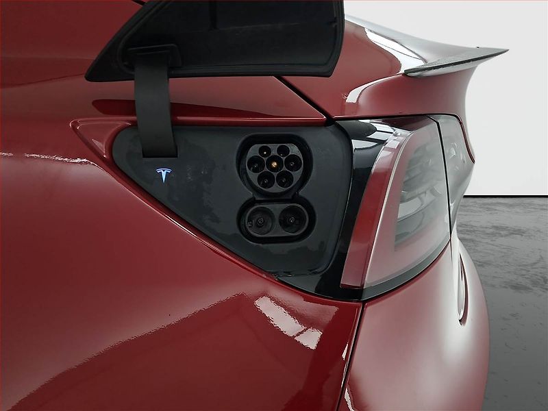Tesla Model 3 (2019) Performance 78kWh, SoH 86% - fotka 20 z 22