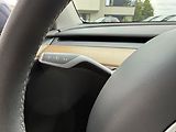 Tesla Model Y Long Range AWD 20´ - náhled 32