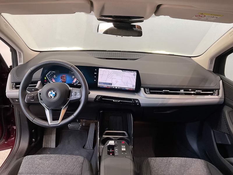 BMW Řada 2 220 Active Tourer Taž DrivAs+ - fotka 9 z 14