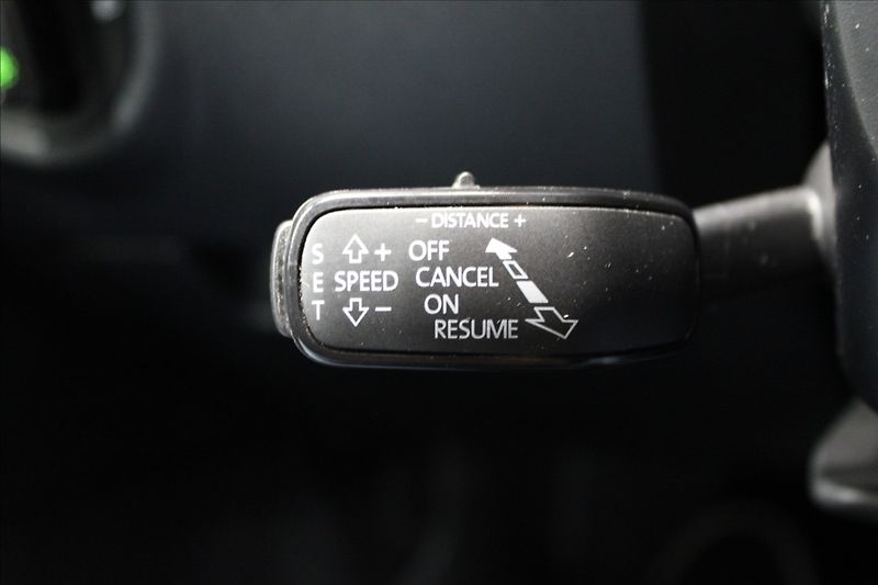 Škoda Octavia 2,0 TDI RS DSG 4x4 virtual pan - fotka 18 z 33