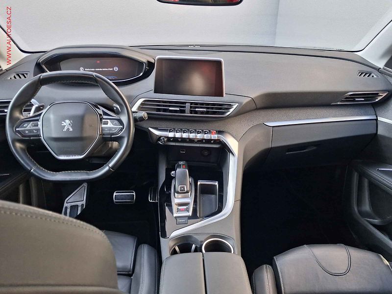 Peugeot 5008 (2019) 1.2 PT, Allure, AT, LED - fotka 8 z 19