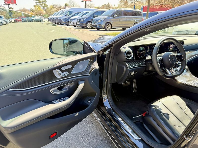 Mercedes-Benz CLS (2023) 53 AMG 4MATIC+ kupé - fotka 24 z 56