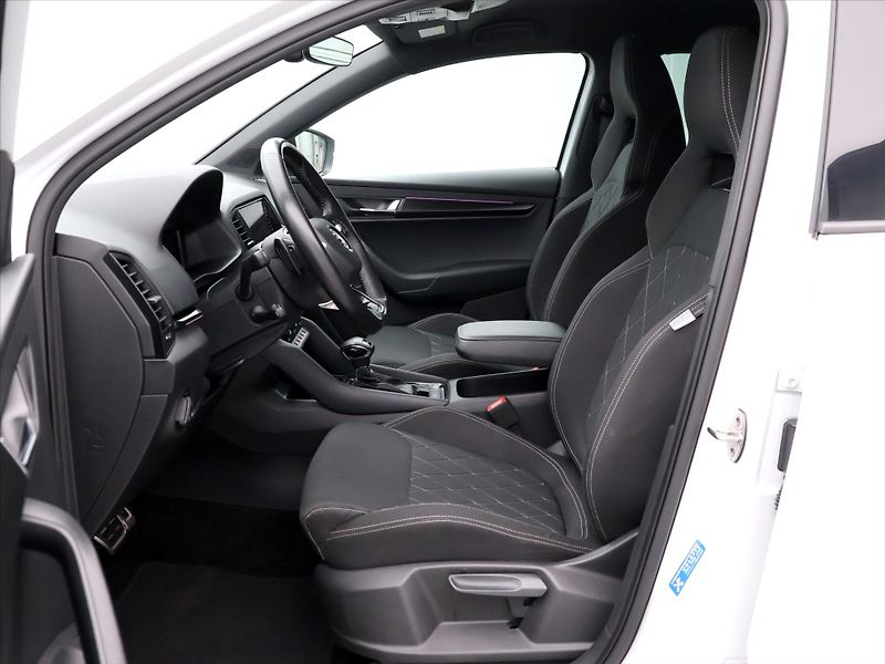 Škoda Karoq 1.5 TSI 110kW DSG CZ Sportline - fotka 11 z 36