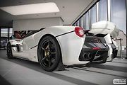 Ferrari LaFerrari Aperta.