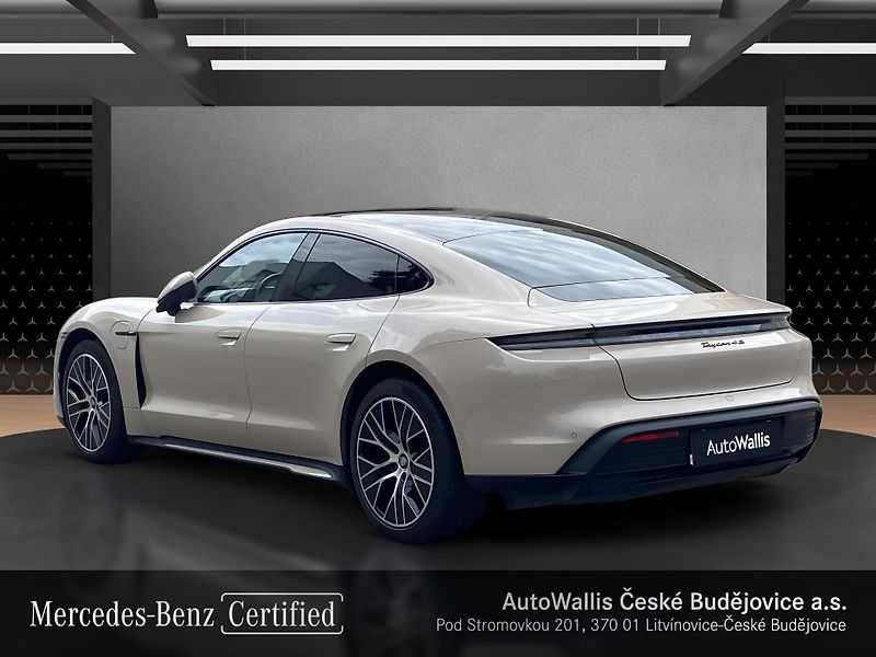 Porsche Taycan Taycan 4S - fotka 3 z 25