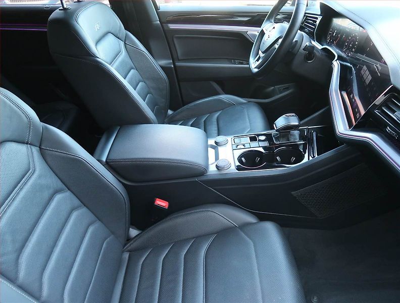 Volkswagen Touareg (2020) 3.0 TDI - fotka 9 z 14