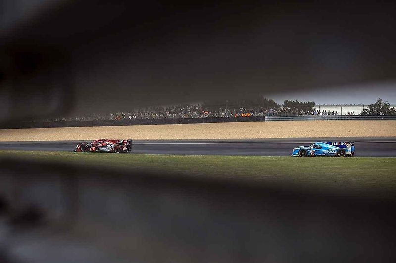 Letošní závod 24 hodin Le Mans objektivem českého fotografa Ondřeje Kroutila.