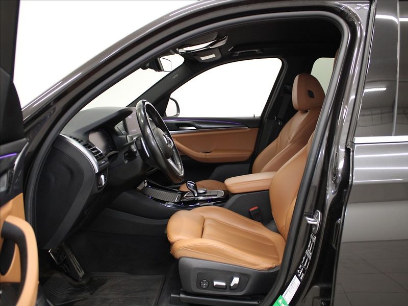 BMW X3 3,0 30xD M-Paket VÝPRODEJ! - fotka 6 z 34