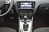 Škoda Octavia 1,6 TDi, DSG,NAVI,serviska, - náhled 17