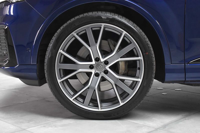 Audi Q7 50 TDI S-LINE*TAŽNÉ*AIR*7.MÍST - fotka 42 z 51