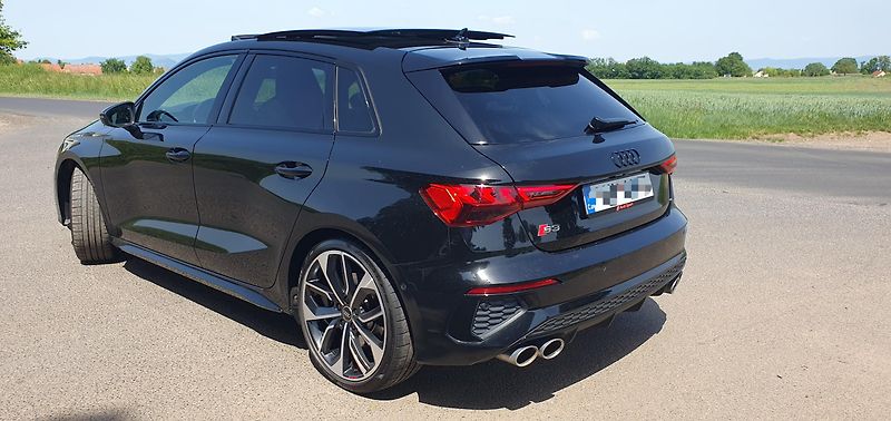 Audi S3 (2022) 2.0Tfsi 228kw Quattro,ČR,Dph - fotka 3 z 25