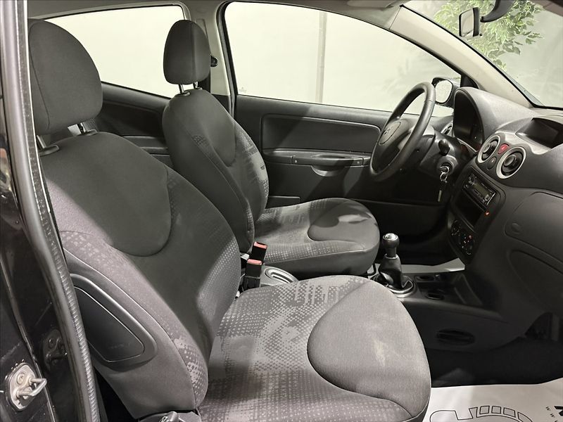 Citroën C2 1,1   i 44KW ALU PO STK - fotka 15 z 19