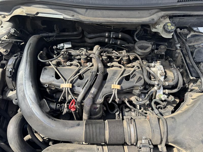 Volvo V50 (2007) 2.4D 120Kw NÁHRADNÍ DÍLY - fotka 5 z 8