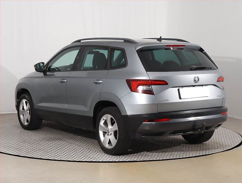 Škoda Karoq (2018) 1.5 TSI, Automat, Tempomat - fotka 4 z 16