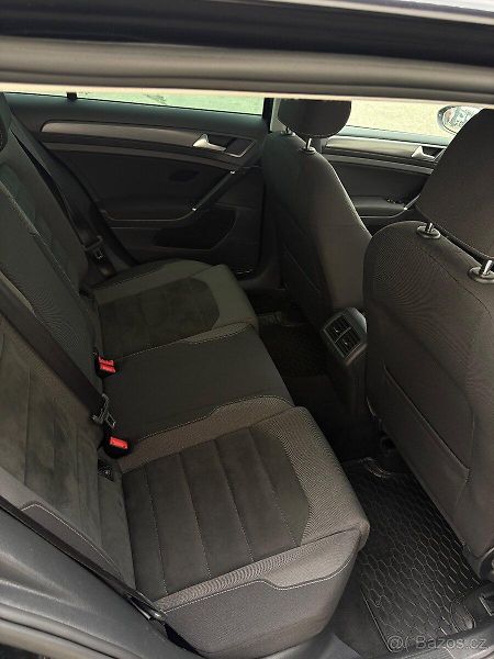 Volkswagen Golf Variant (2017) Volkswagen Golf 7 2.0TDI 110kw - fotka 7 z 11