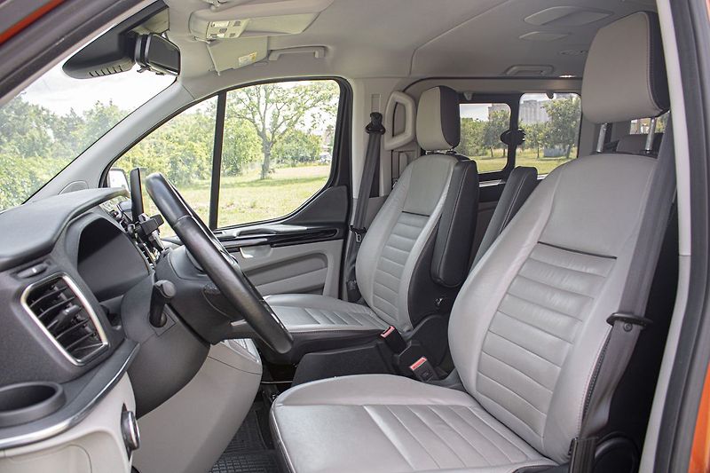Ford Tourneo Custom - fotka 10 z 30