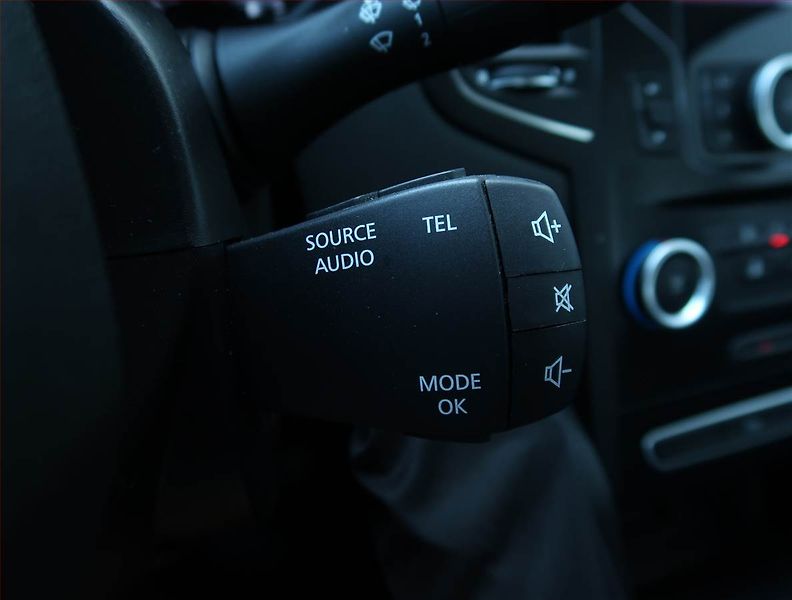 Renault Mégane (2019) 1.3 TCe, ČR,1.maj, Serv.kniha - fotka 14 z 16