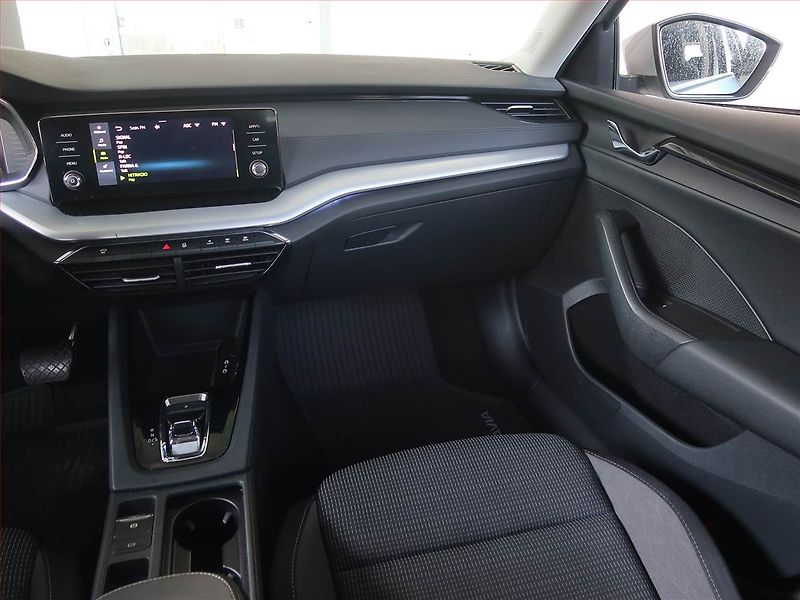 Škoda Octavia (2022) Ambition 1.0 TSI e-tec - fotka 8 z 19
