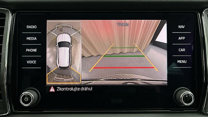 Škoda Kodiaq 2.0 TDI DSG 4x4 L&K - fotka 12 z 32