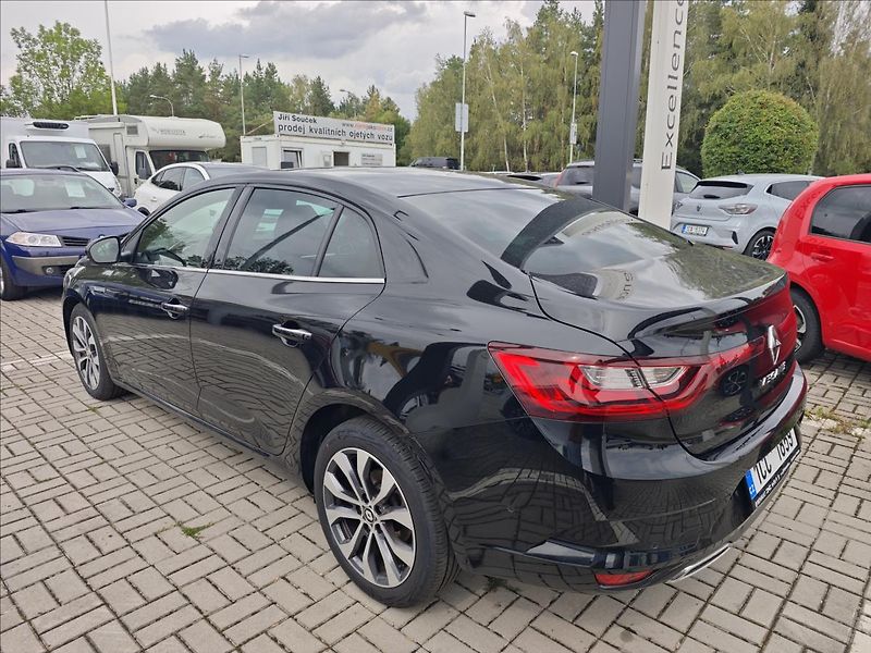 Renault Mégane 1,3 TCe140  GrandCoupé TECHNO - fotka 4 z 19