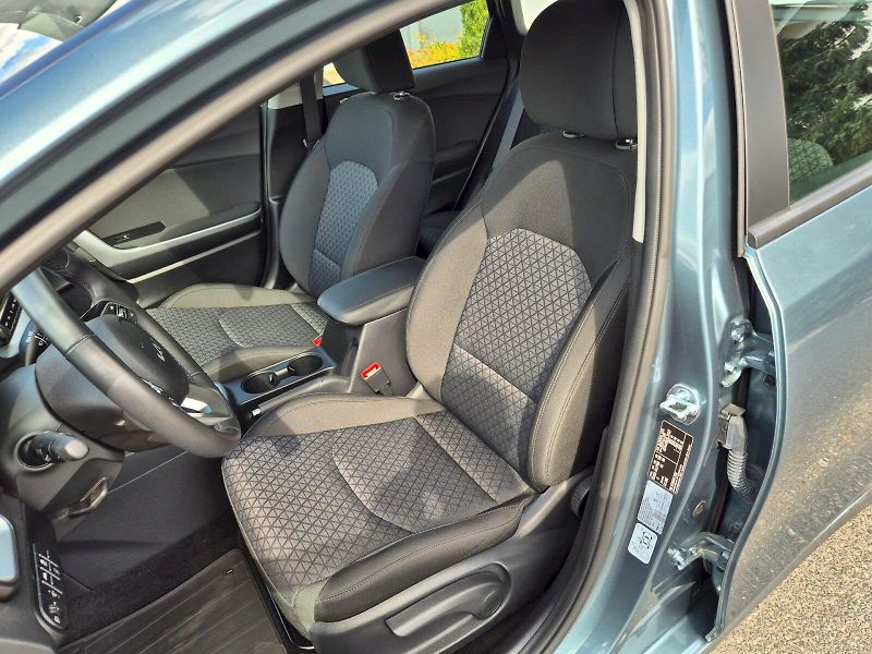Kia Ceed SW (2025) 1.5TGD-i 103kW 7°automatická - fotka 11 z 33