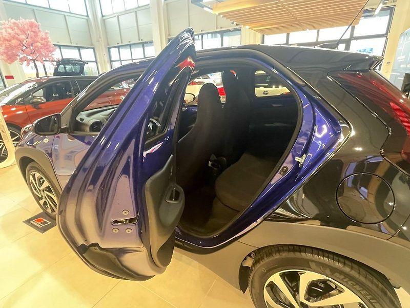 Toyota Aygo 1.0 Automat Style - fotka 20 z 25