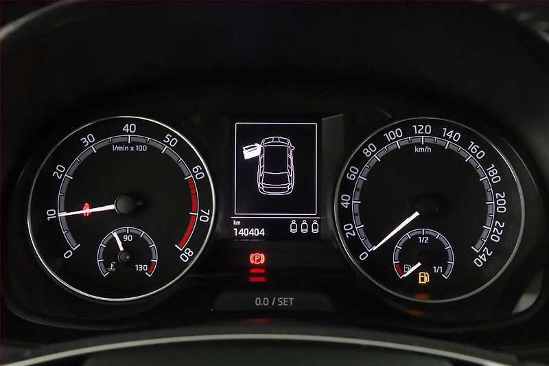Škoda Fabia (2022) Ambition 1.0 TSI, ČR,1.maj - fotka 9 z 13