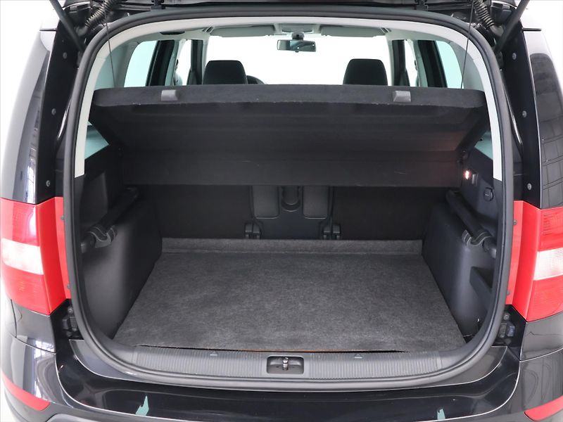 Škoda Yeti 2,0 TDI 4x4 Outdoor Xenon 1.Ma - fotka 10 z 27