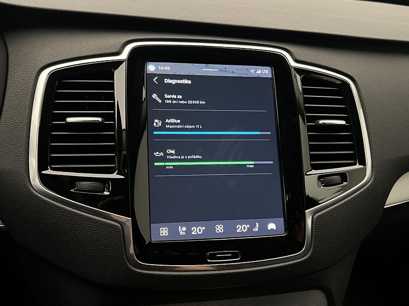 Volvo XC90 B5 AWD CORE AUT 7 MÍST - fotka 38 z 43