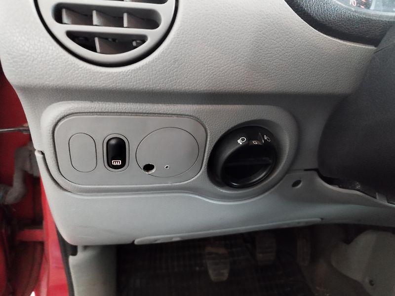 Renault Kangoo (2007) 1,5DCI,62KW,KLIMA,TAŽNÝ - fotka 17 z 17