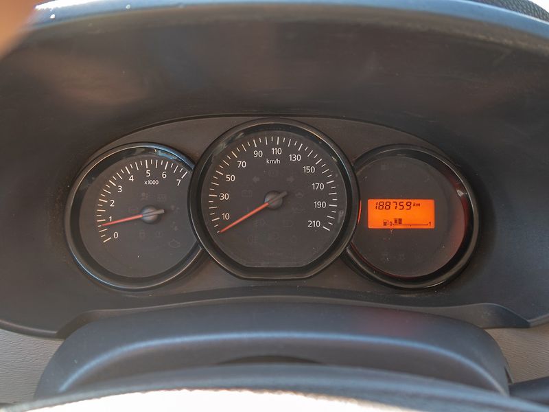 Dacia Dokker (2013) 1.6i 16V 61KW – VAN - fotka 15 z 30