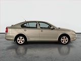 Škoda Octavia (2010) Ambiente 1.2 TSI, Serv.kniha - náhled 6