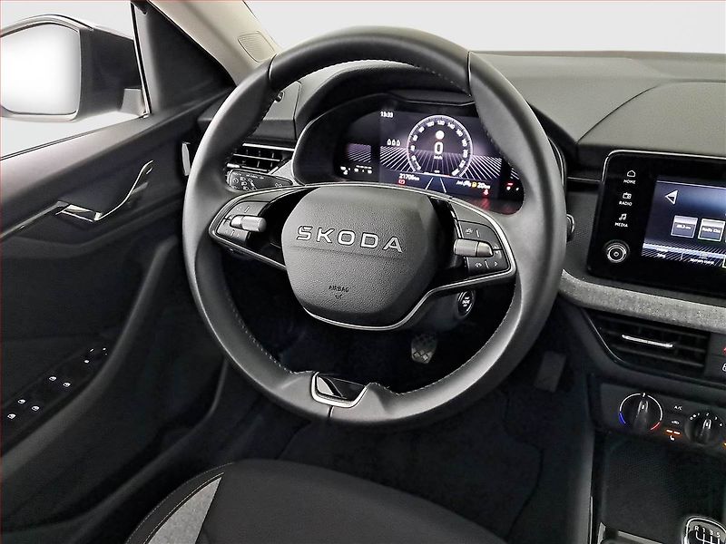 Škoda Scala (2025) Selection 1.0 TSI - fotka 7 z 16