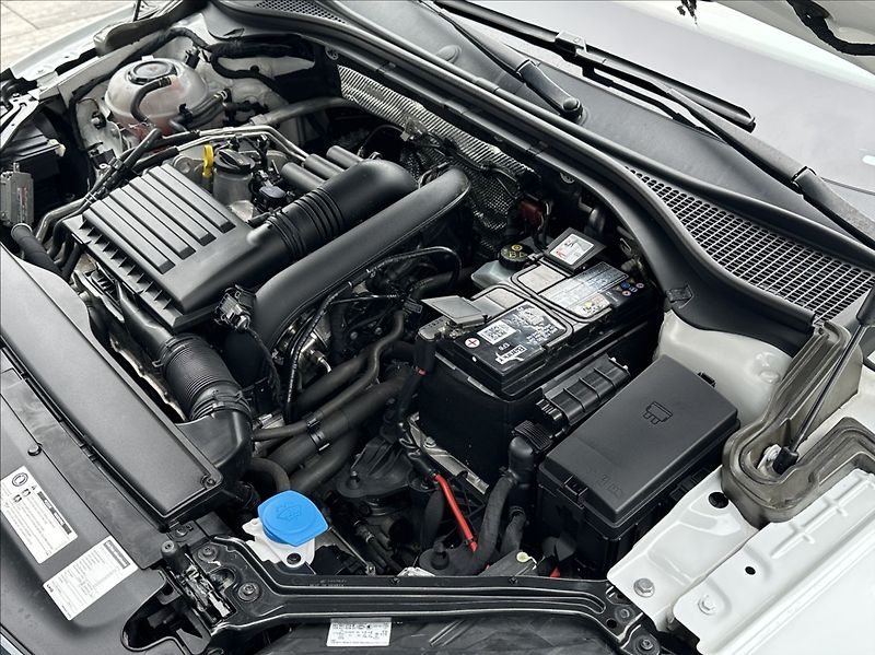 Škoda Superb 1,4 TSI 150PS  Style Plus 4x4 - fotka 49 z 58