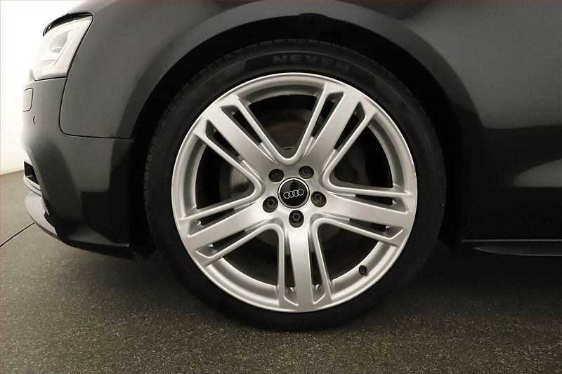 Audi A5 (2016) S-Line 2.0 TDI, Kůže, Navi - fotka 16 z 16