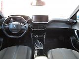Peugeot 2008 (2021) 1.5 HDi, ČR, Allure, navi - náhled 8