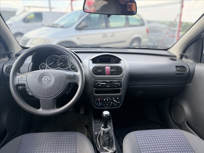 Opel Corsa 1,2 i KLIMA, PO STK - fotka 15 z 22