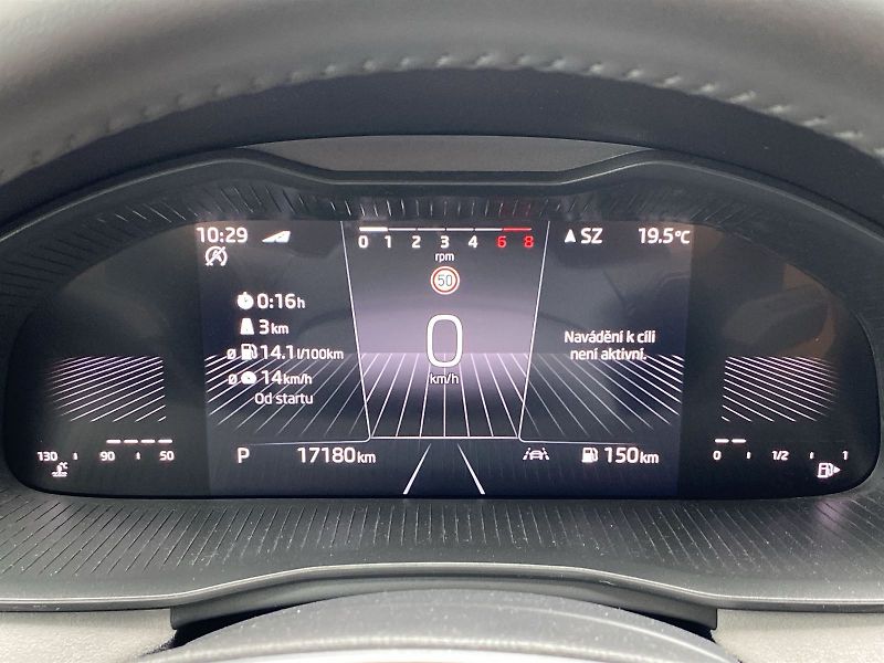Škoda Scala (2025) 1.0 TSI DSG Top Selection - fotka 7 z 35