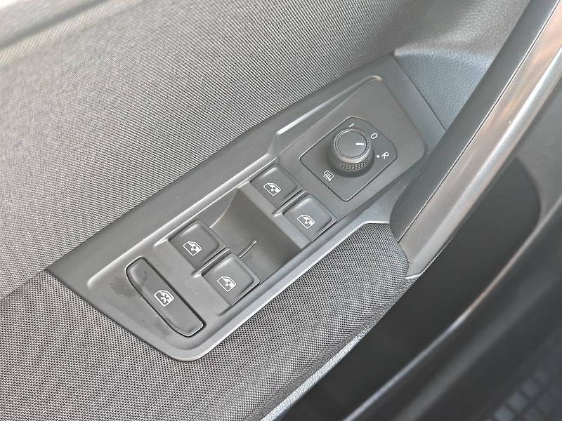 Volkswagen Tiguan 6G 1,5TSi - fotka 19 z 22