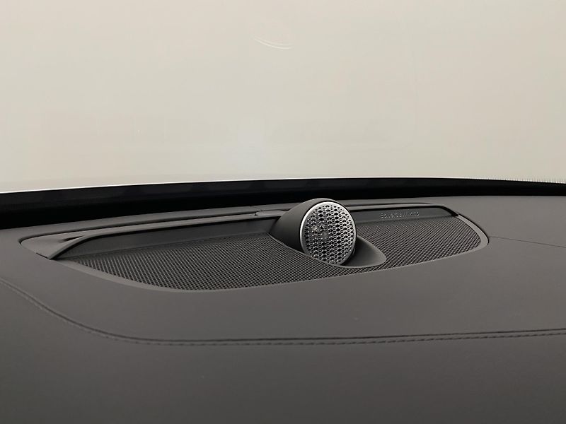 Volvo XC90 (2025) T8 AWD Plug-in BRIGHT PLUS 7m - fotka 33 z 76